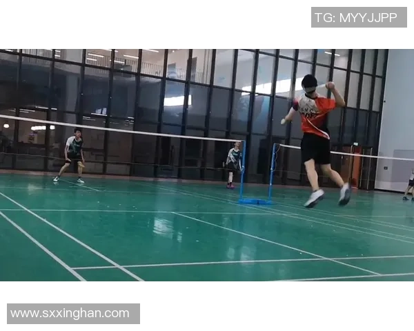 北京羽毛球队在世锦赛中的节奏表现分析与精彩回顾 北京羽毛球队在世锦赛中的节奏表现分析与精彩回顾