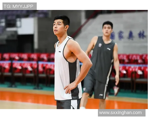 足球大C引领新时代球场风潮他是如何改变比赛格局的秘诀揭秘